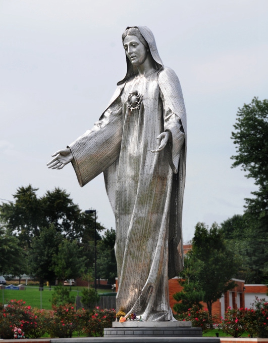 our lady queen of peace statue | Religious Sculpture